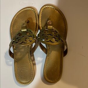 Tory Burch Gold Sandals with Elegant Design